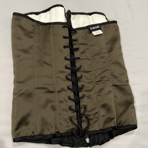 ⭐️NWOT Frederick’s of Hollywood Reversible Front Zip Strapless Corset Top ♥️ - Picture 3 of 7